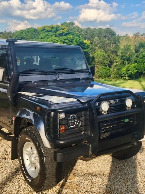 LAND ROVER DEFENDER - Imagem 4