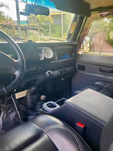 LAND ROVER DEFENDER - Imagem 7