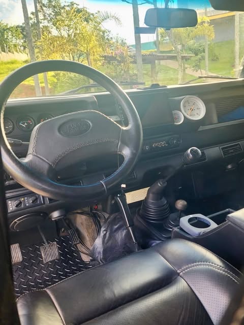 LAND ROVER DEFENDER - Imagem 10