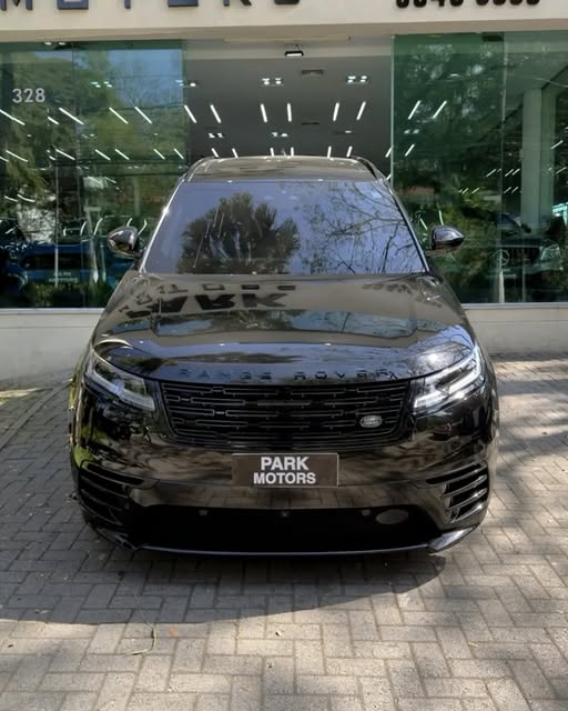 LAND ROVER RANGE ROVER VELAR P400E R-DYNAMIC HSE - Imagem 3