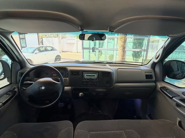 FORD F-250 XLT - Imagem 9