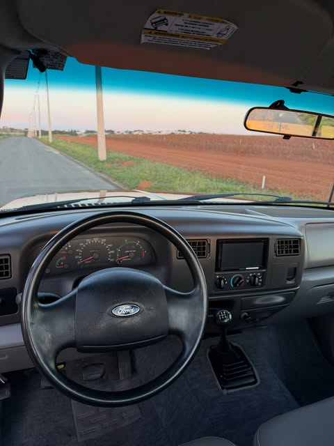 FORD F-250 XLTL - Imagem 8