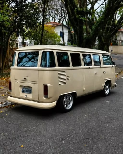 VOLKSWAGEN KOMBI - Imagem 3