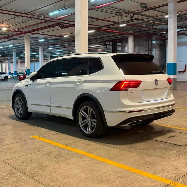 VOLKSWAGEN TIGUAN R-LINE - Imagem 3
