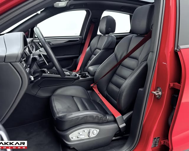 PORSCHE MACAN - Imagem 7