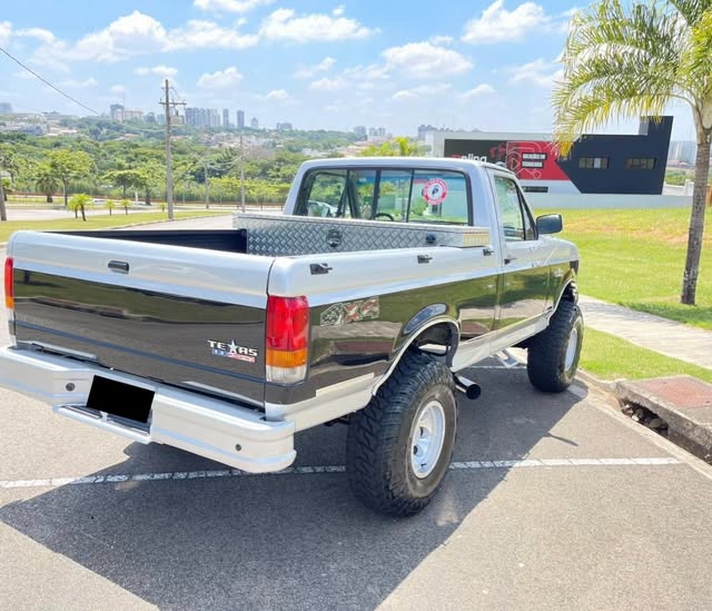 FORD F-1000 - Imagem 9