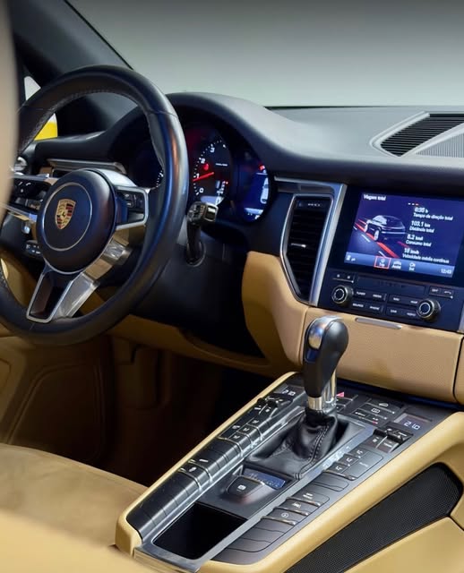 PORSCHE MACAN 2.0 TURBO - Imagem 6