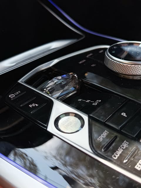 BMW X7 M60I - Imagem 11
