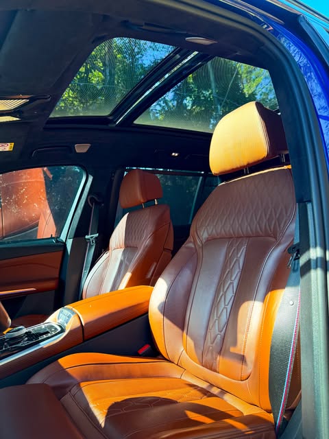 BMW X7 M60I - Imagem 12