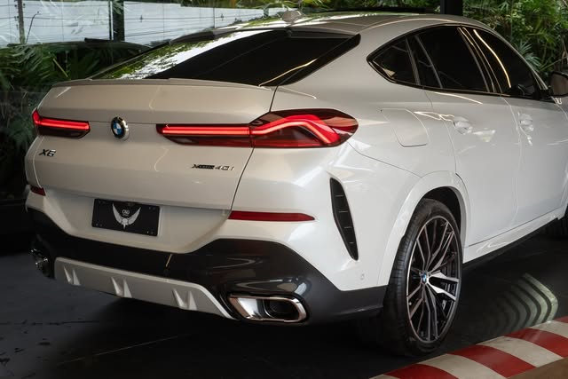 BMW X6 XDRIVE40I - Imagem 11