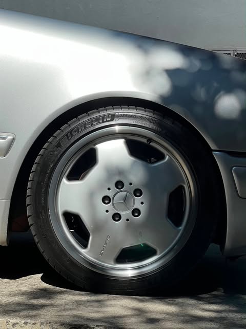 MERCEDES-BENZ E55 AMG - Imagem 5