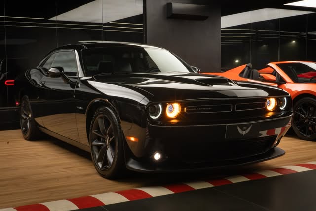 DODGE CHALLENGER R/T - Imagem 1