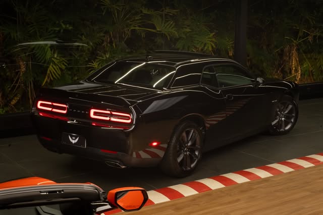 DODGE CHALLENGER R/T - Imagem 7