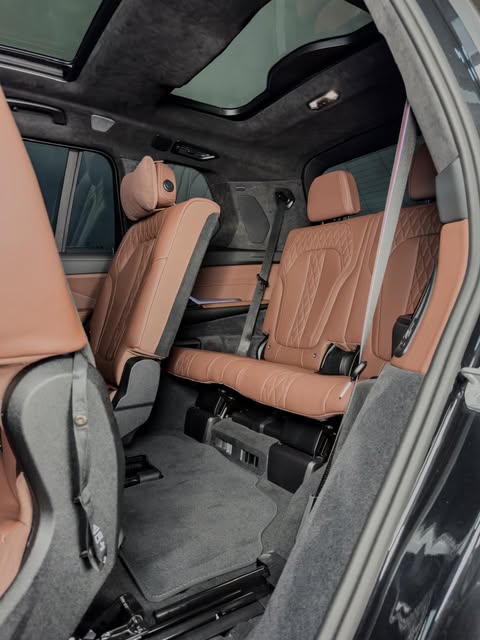 BMW X7 M60I - Imagem 11