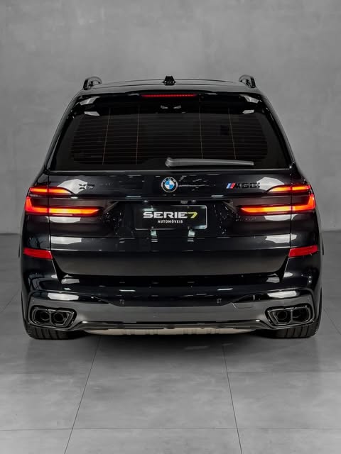 BMW X7 M60I - Imagem 14