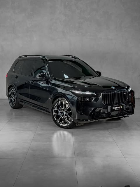 BMW X7 M60I - Imagem 17