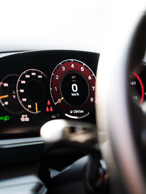 PORSCHE CAYENNE TURBO GT - Imagem 2
