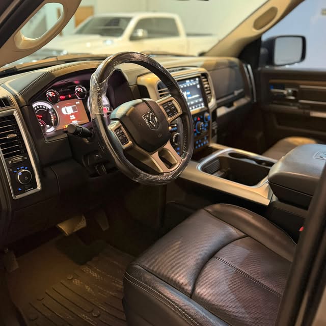 DODGE CLASSIC NIGHT EDITION - Imagem 7