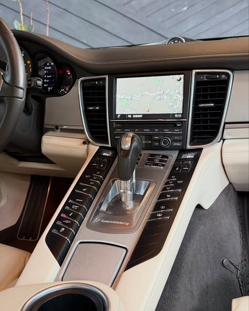 PORSCHE PANAMERA S - Imagem 7