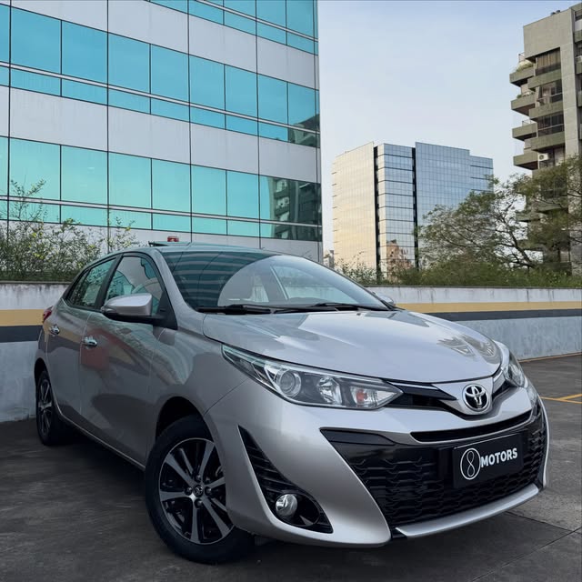TOYOTA YARIS XLS - Imagem 1