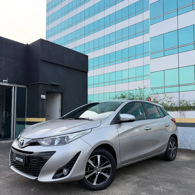 TOYOTA YARIS XLS - Imagem 3