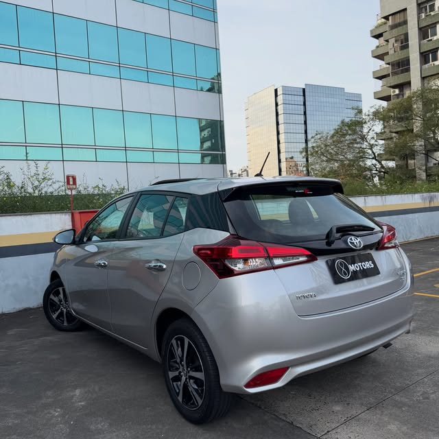 TOYOTA YARIS XLS - Imagem 6