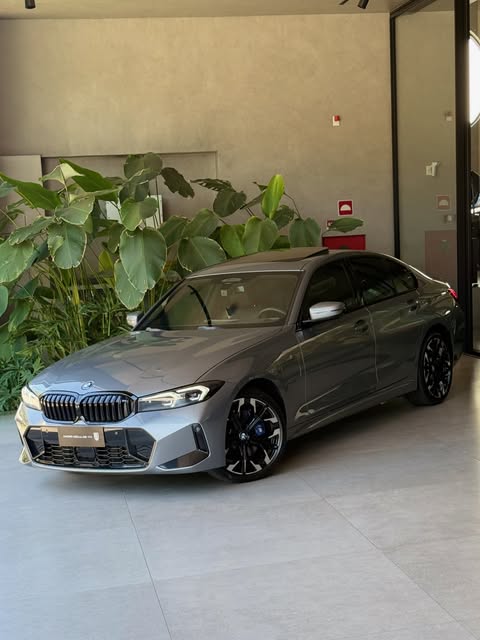 BMW 330E M SPORT - Imagem 1