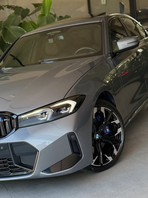 BMW 330E M SPORT - Imagem 6