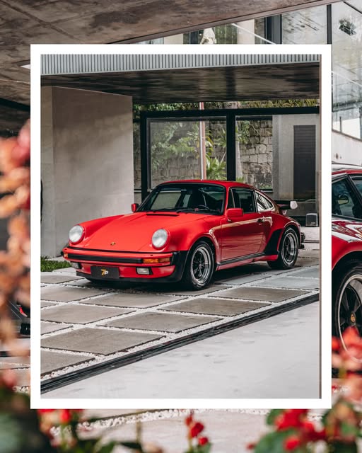PORSCHE 930 - Imagem 1