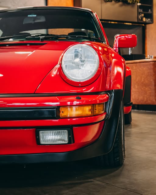 PORSCHE 930 - Imagem 8