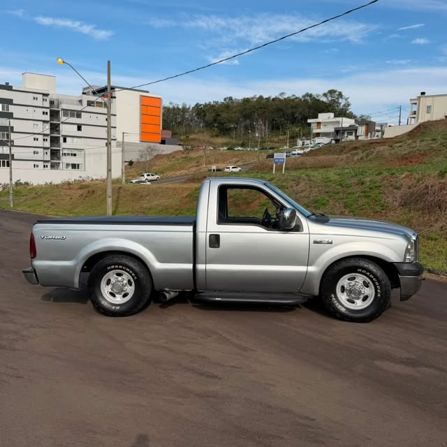 FORD F250 XLT-L - Imagem 2