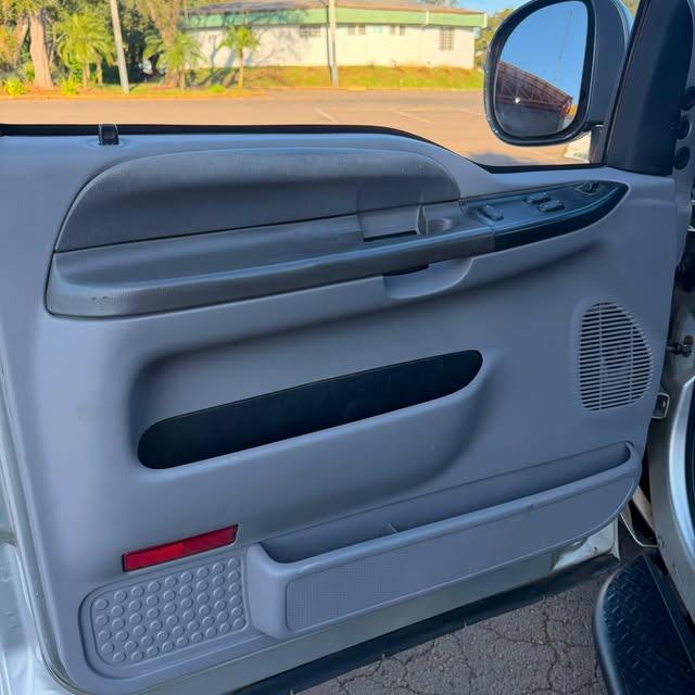 FORD F250 XLT-L - Imagem 10