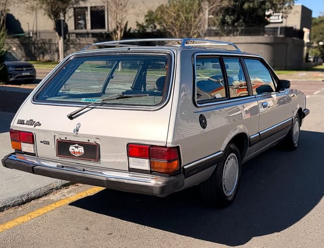 FORD BELINA DEL REY SCALA - Imagem 3