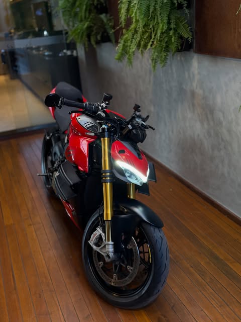 DUCATI STREETFIGHTER V4 S - Imagem 12