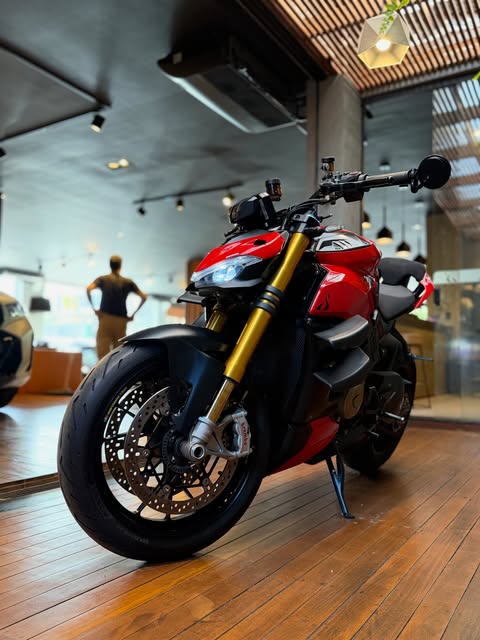 DUCATI STREETFIGHTER V4 S - Imagem 3