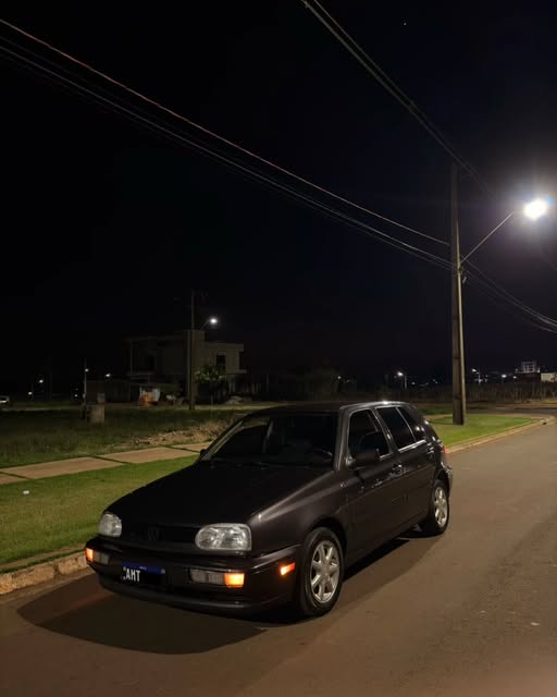 VOLKSWAGEN GOLF GLX - Imagem 3