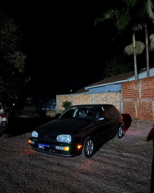 VOLKSWAGEN GOLF GLX - Imagem 4