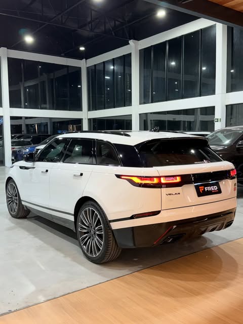 LAND ROVER VELAR R-DYN HSE - Imagem 7