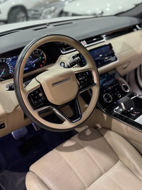LAND ROVER VELAR R-DYN HSE - Imagem 9
