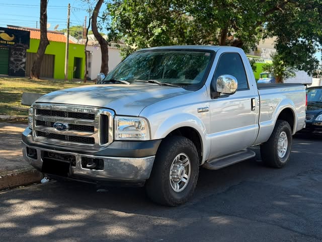 FORD F-250 XLT - Imagem 1