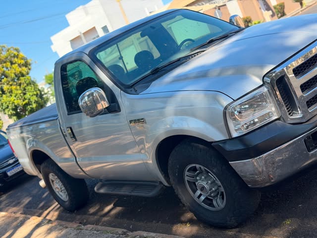 FORD F-250 XLT - Imagem 3