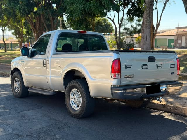 FORD F-250 XLT - Imagem 5