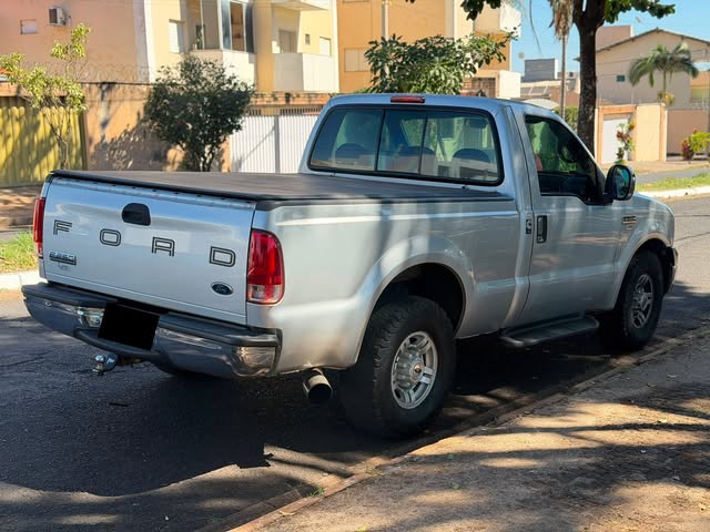 FORD F-250 XLT - Imagem 6