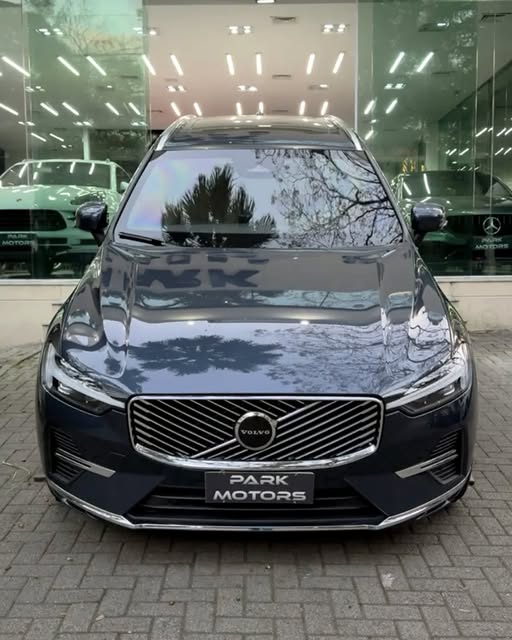 VOLVO XC60 T8 PHEV PLUS AWD - Imagem 3