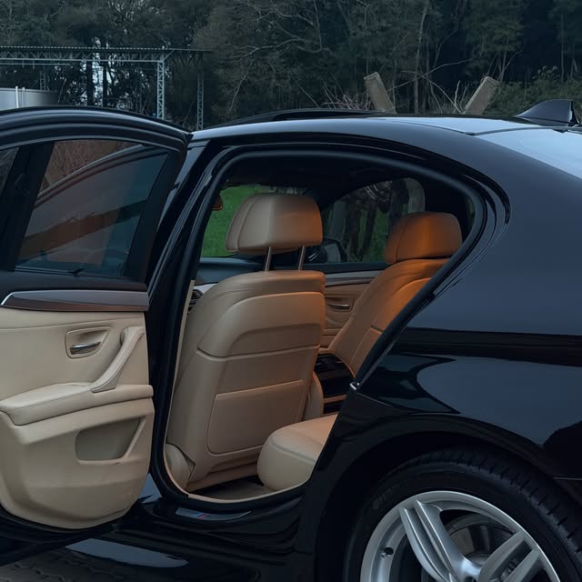 BMW 528I M SPORT - Imagem 11