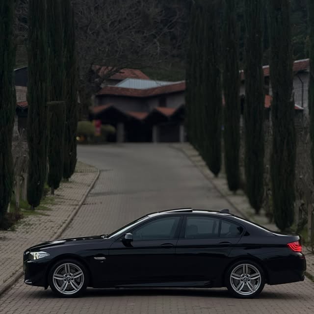 BMW 528I M SPORT - Imagem 12