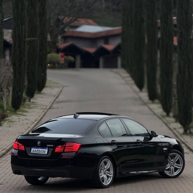 BMW 528I M SPORT - Imagem 14