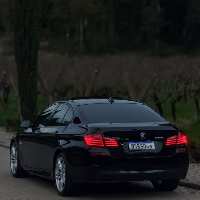 BMW 528I M SPORT - Imagem 17