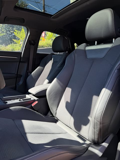 AUDI Q3 40 TFSI GAS. SPORTBACK PERF. BLACK QUATTRO TIPTRONIC - Imagem 6