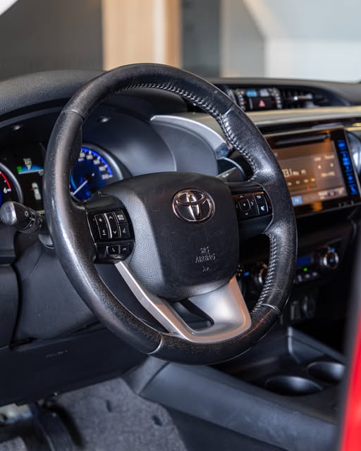 TOYOTA HILUX SRV - Imagem 8